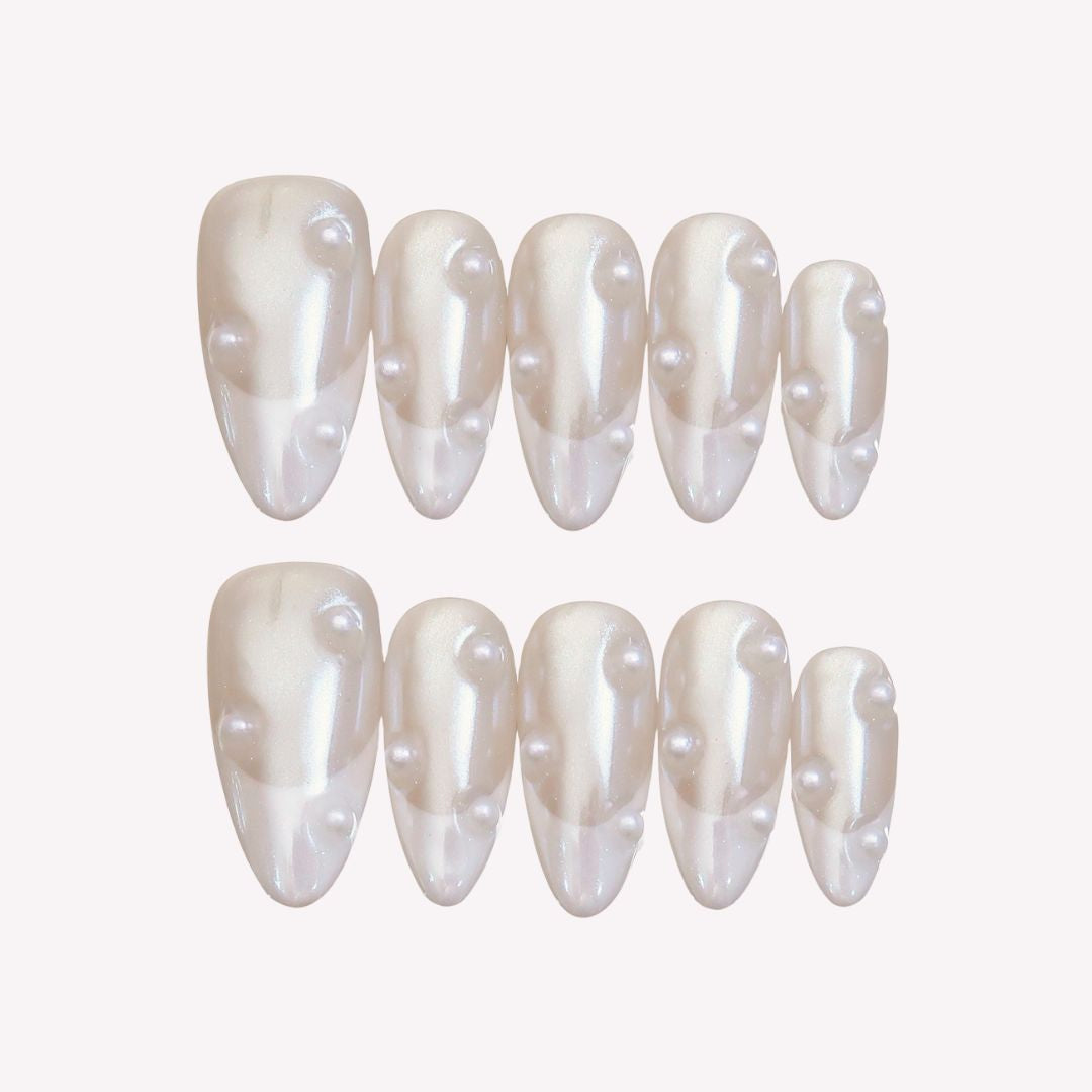 Madre Perla (Press-On Nails hechas a Mano)