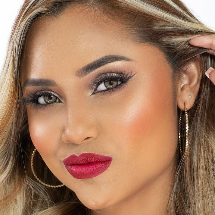 Dalisha Tawny (Lentes de Duración Anual)