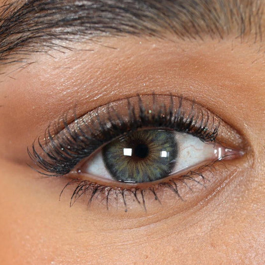Eloise Gray Green (Lentes de Duración Anual)