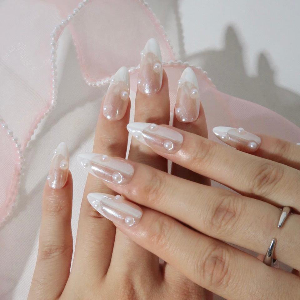 Madre Perla (Press-On Nails hechas a Mano)