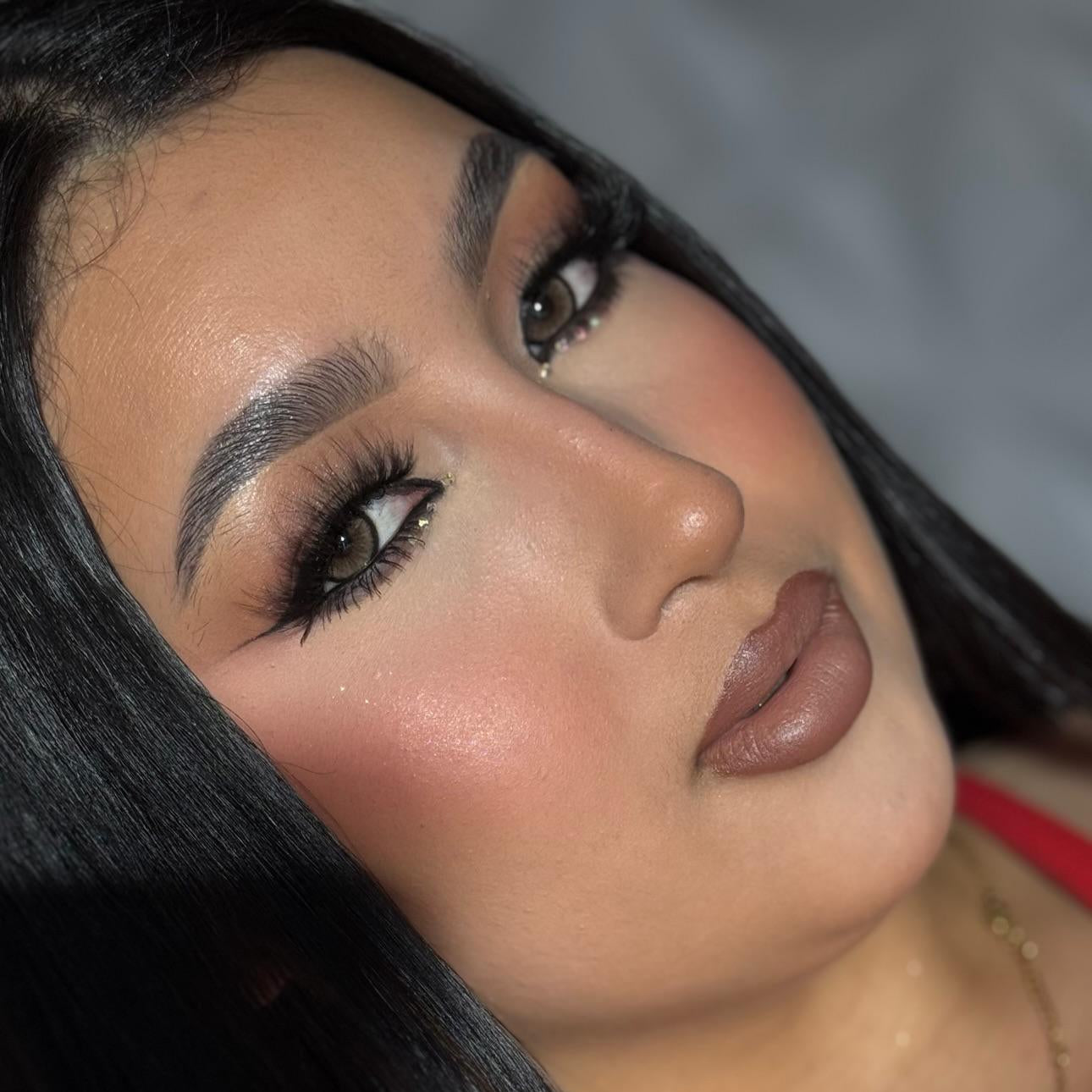 Dolly Brown (Lentes de Duración Anual)