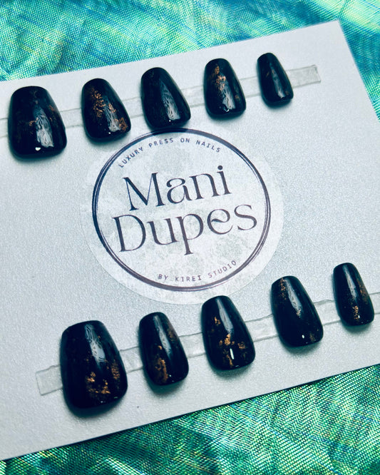 Cooper Noir RTS (Press-On Nails hechas a Mano)