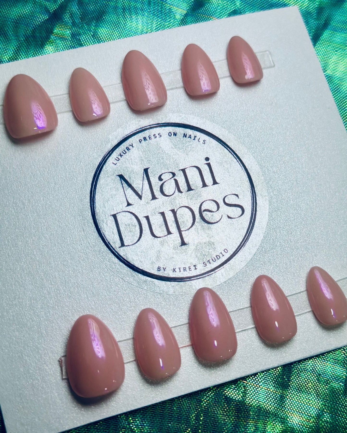 Rose Quartz RTS (Press-On Nails hechas a Mano)