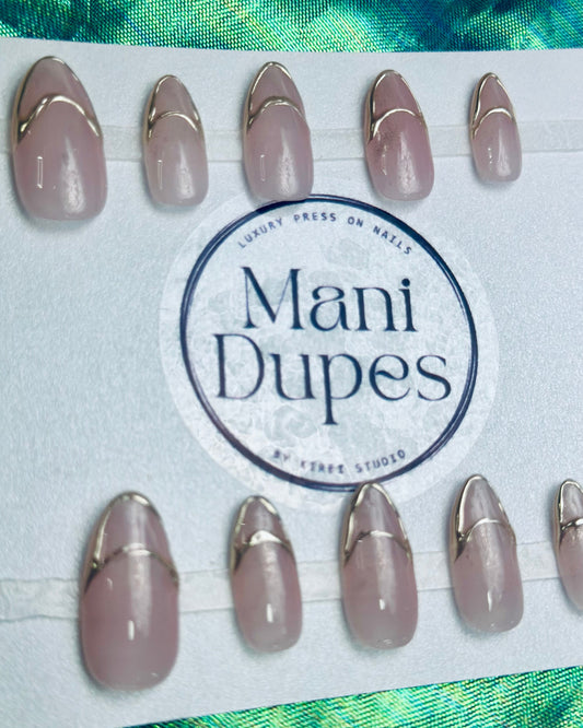 French Allure (Press-On Nails hechas a Mano)